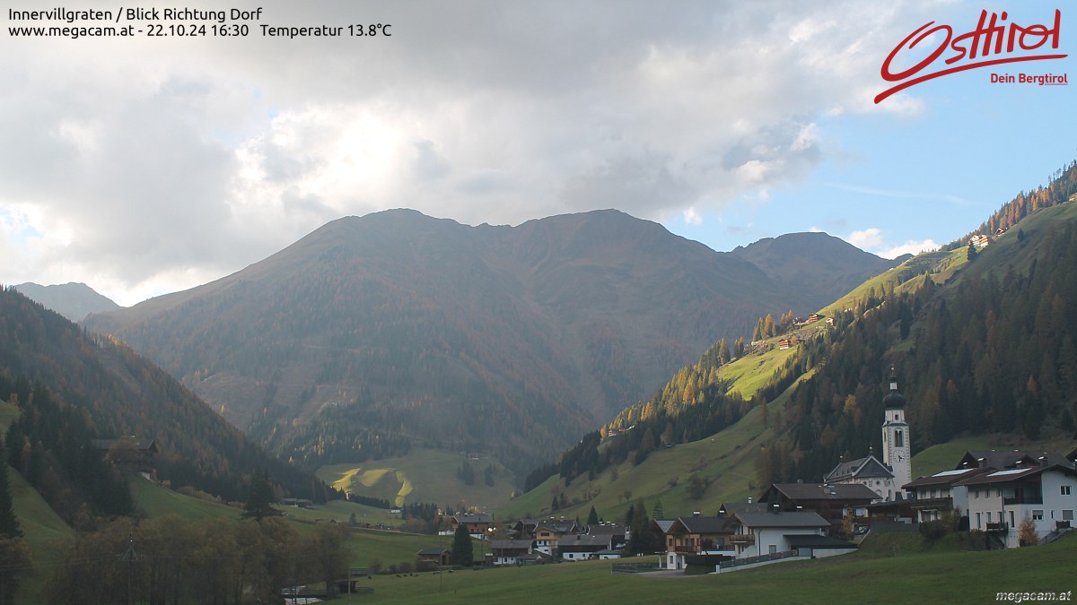 Webcam Webcam Innervillgraten - Blick Richtung Dorf | © megacam.at